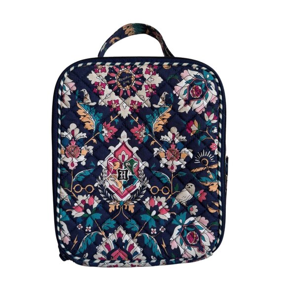 Vera Bradley x Harry Potter Home To Hogwarts Print Quilted Zippered Lunchbox - Picture 1 of 11